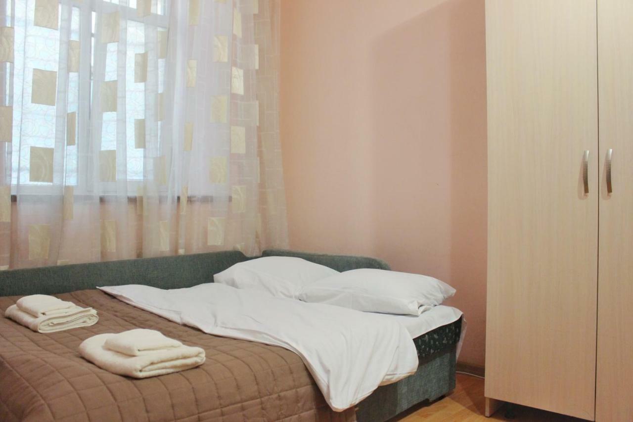 Квартира В Оренду По Вулиці Гавришкевича 10 Lviv Ngoại thất bức ảnh
