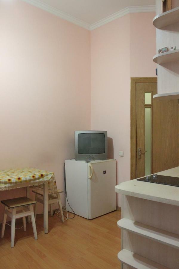 Квартира В Оренду По Вулиці Гавришкевича 10 Lviv Ngoại thất bức ảnh